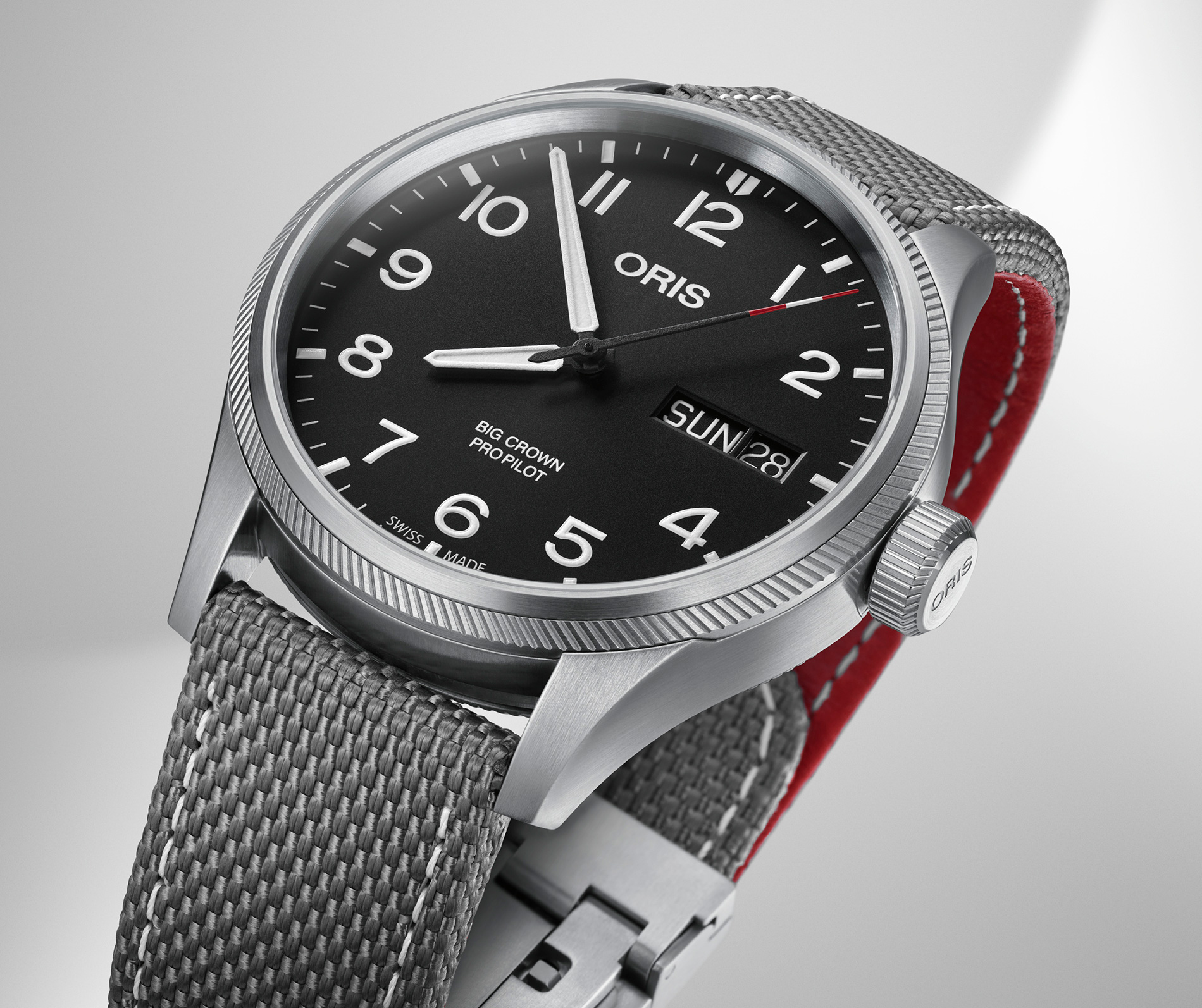 01-752-7698-4194-Set-TS---Oris-55th-Reno-Air-Races-Limited-Edition_HighRes_9176