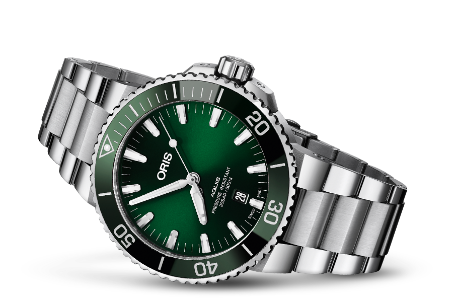 Oris Aquis Date Green Dial Video Review