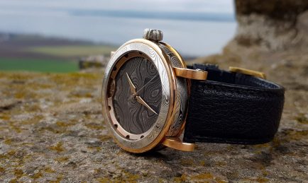 Glowing mother-of-pearl in new Sarek watches from GoS