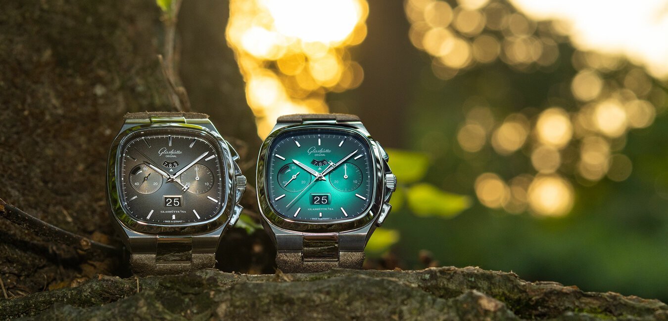 Chronograph in a fascinating colour-play