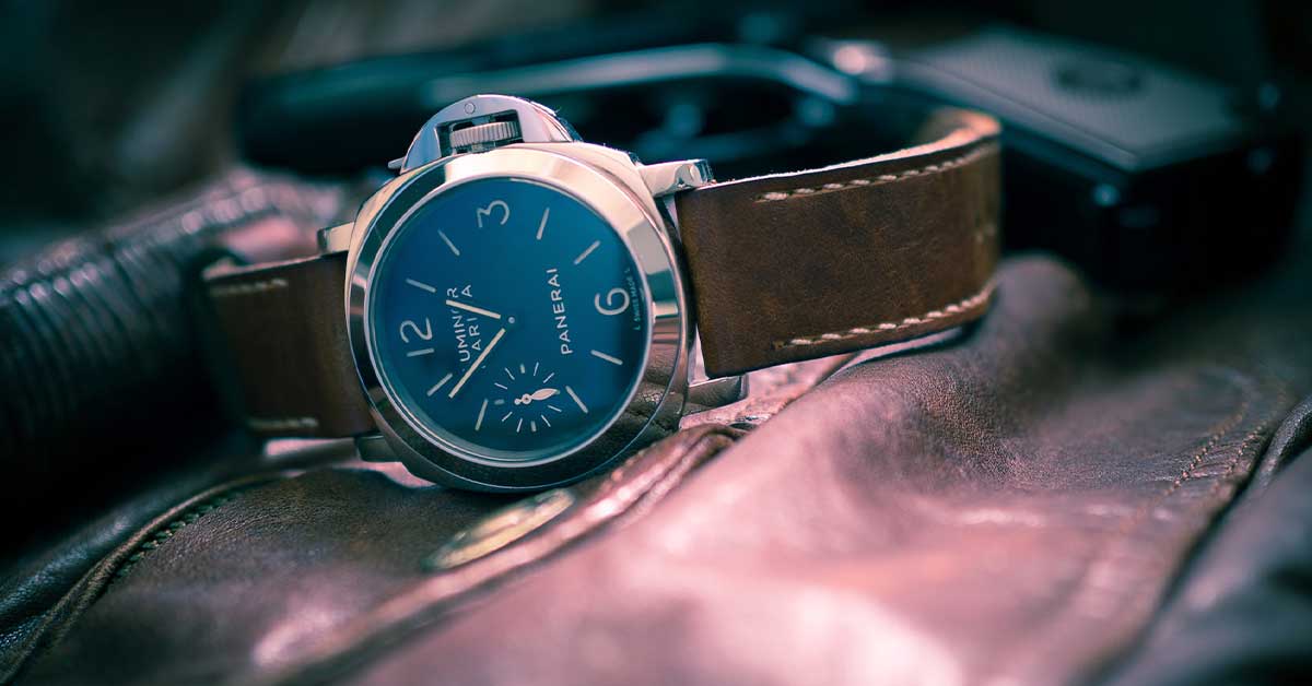 Panerai vs Omega luxury watch brand